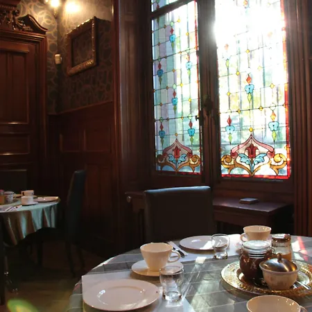 普瑞梅罗斯住宿加早餐旅馆 住宿加早餐酒店 Arcis-sur-Aube