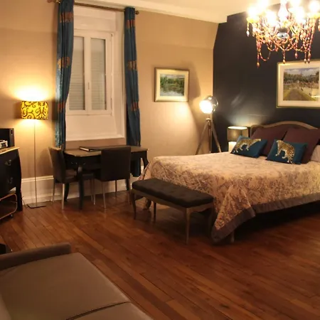 Primerose Bed & Breakfast 3*